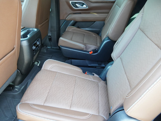 Used 2023 Chevrolet Tahoe High Country RWD image 15