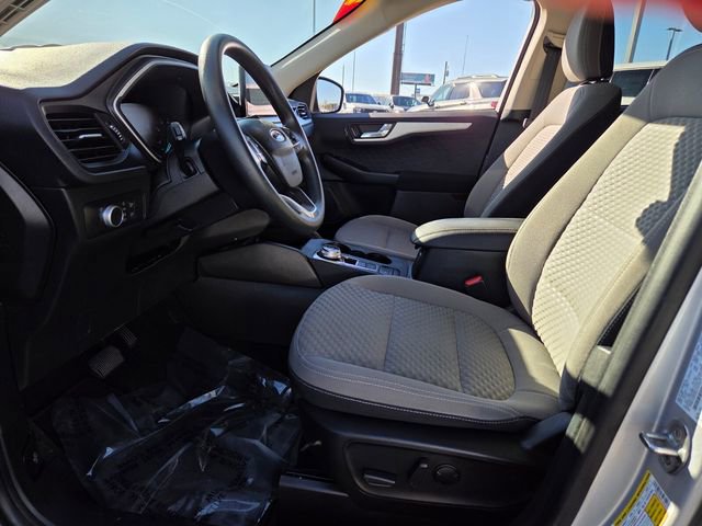 Used 2020 Ford Escape SE image 4