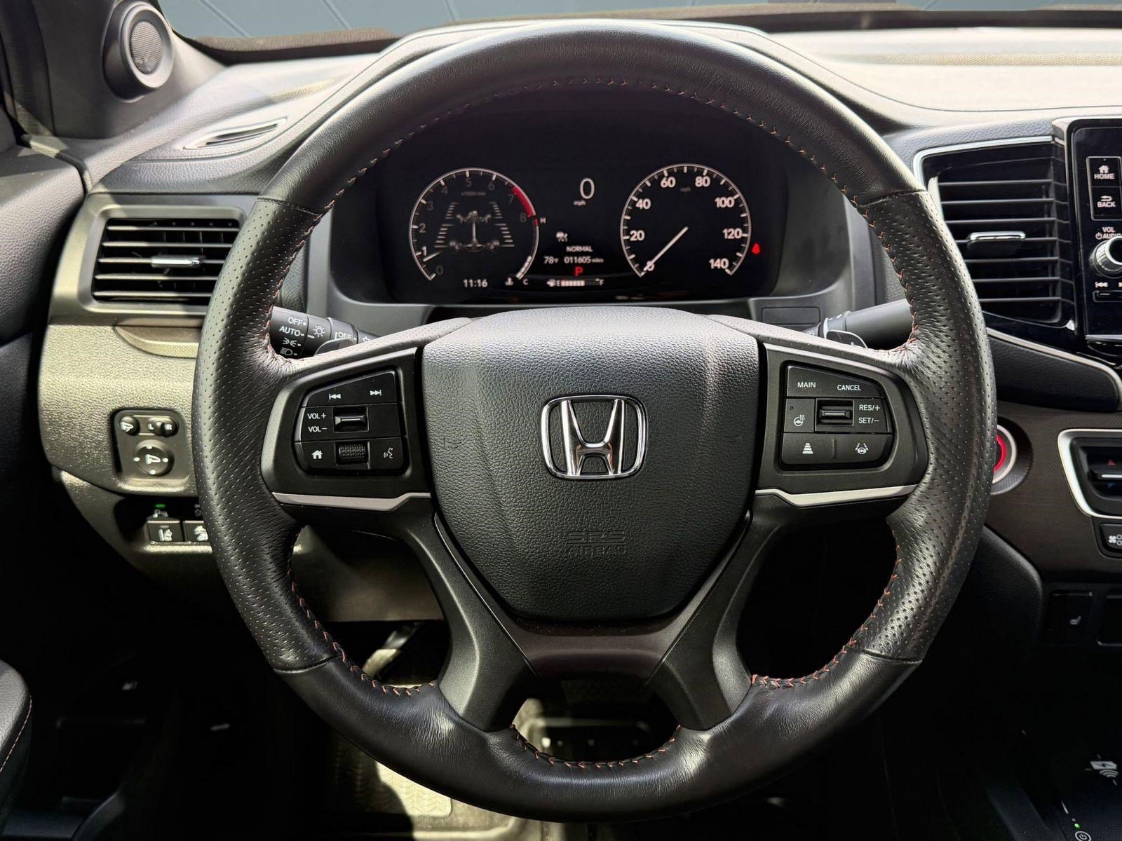 Used 2025 Honda Ridgeline TrailSport image 14