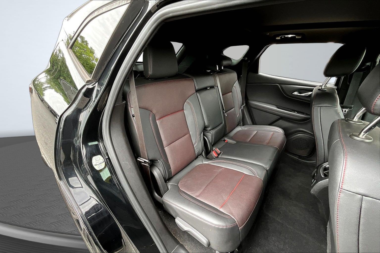 Used 2021 Chevrolet Blazer RS w/ Enhanced Convenience Package FWD image 23