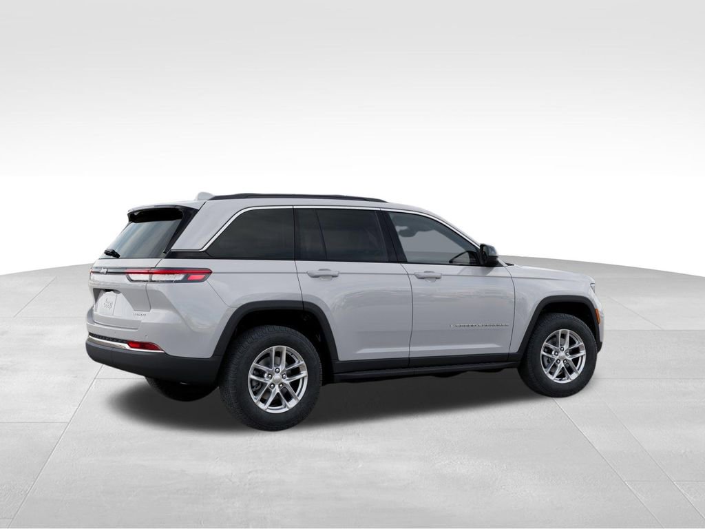 New 2026 Jeep Grand Cherokee Laredo X AWD/4WD image 5