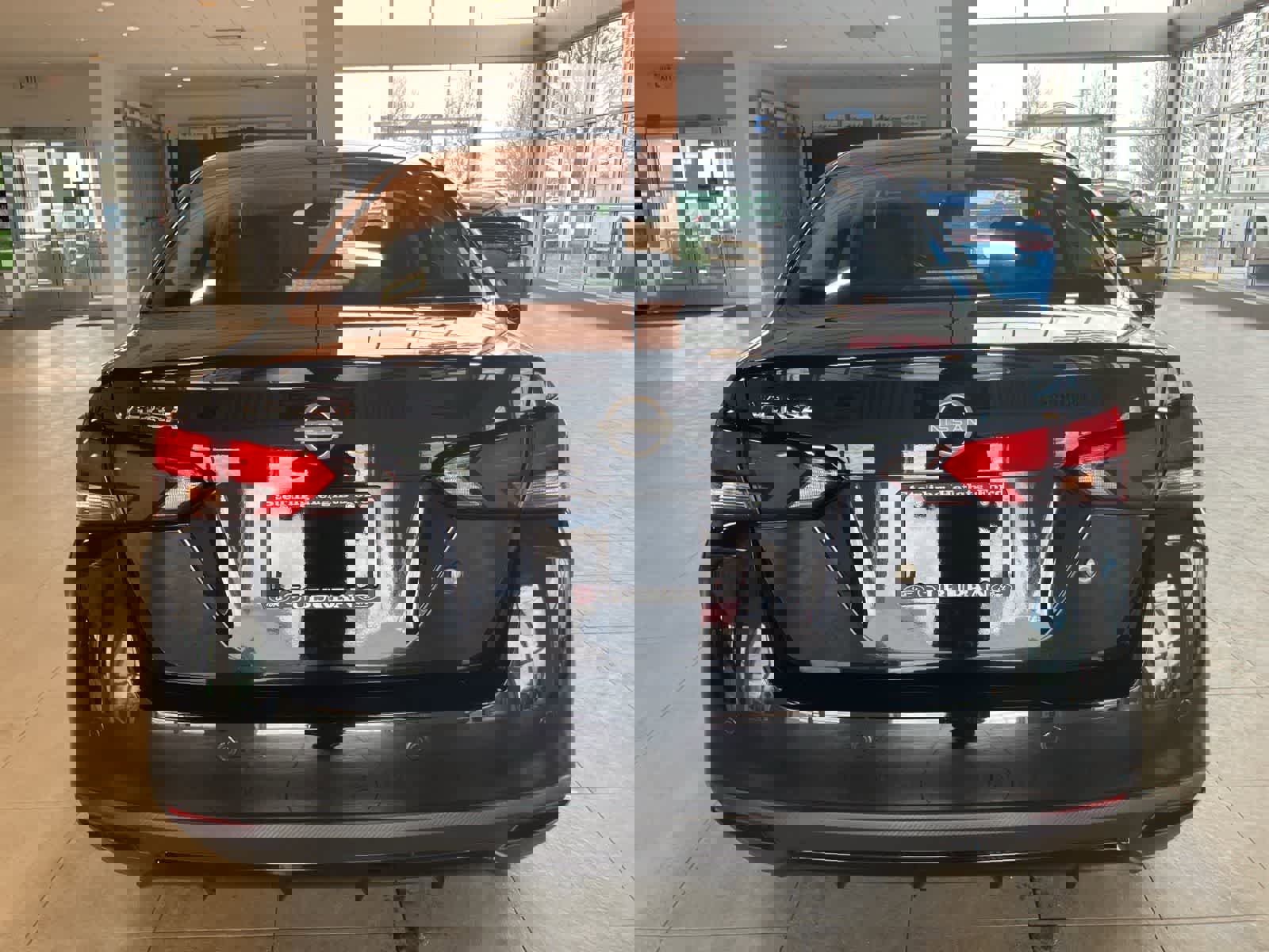 Used 2025 Nissan Versa S image 6