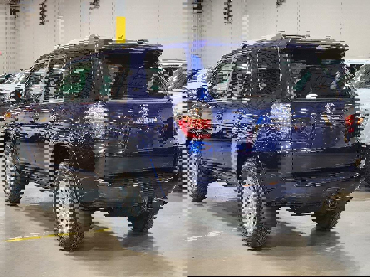 Used 2022 Toyota 4Runner SR5 Premium w/ Moonroof Package image 11