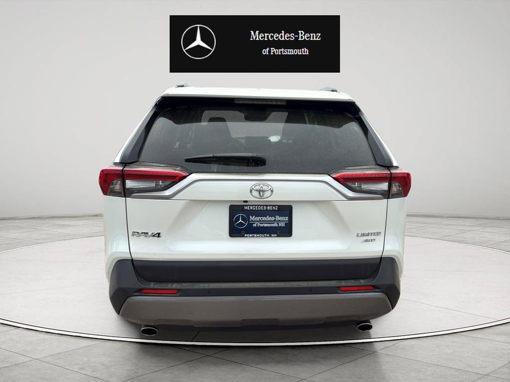 Used 2020 Toyota RAV4 Limited AWD/4WD image 4