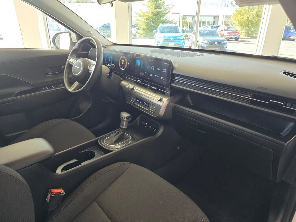 Used 2024 Hyundai Kona SEL image 45