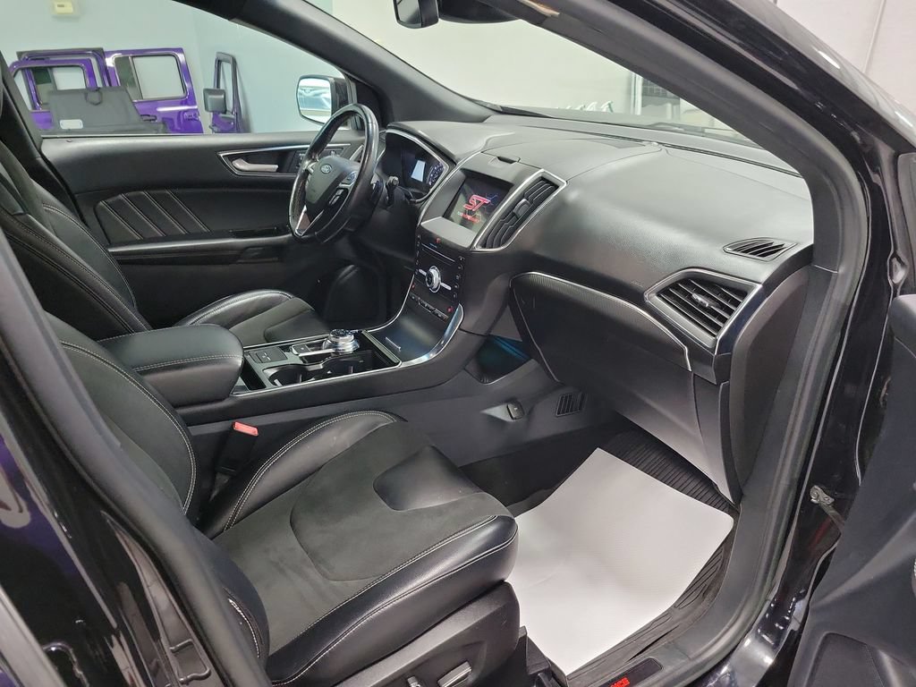 Used 2019 Ford Edge ST AWD/4WD image 21
