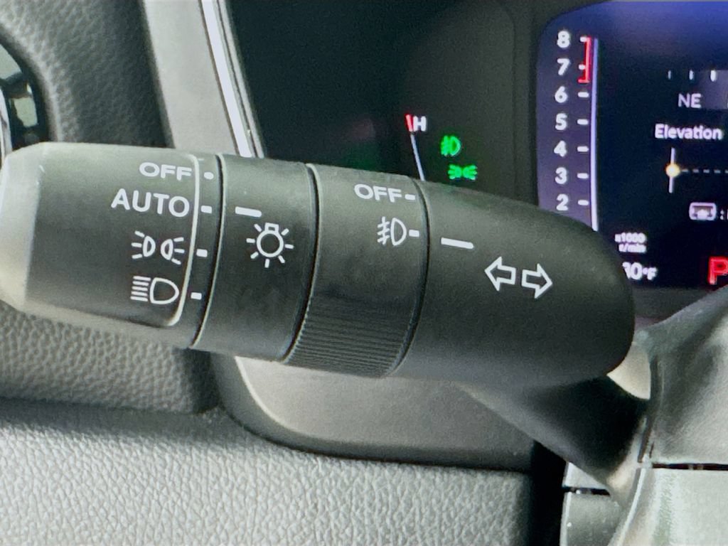 Used 2026 Honda Pilot Touring image 15