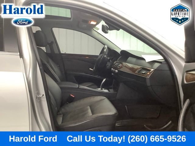 Used 2010 BMW 535i xDrive Sedan AWD/4WD image 12