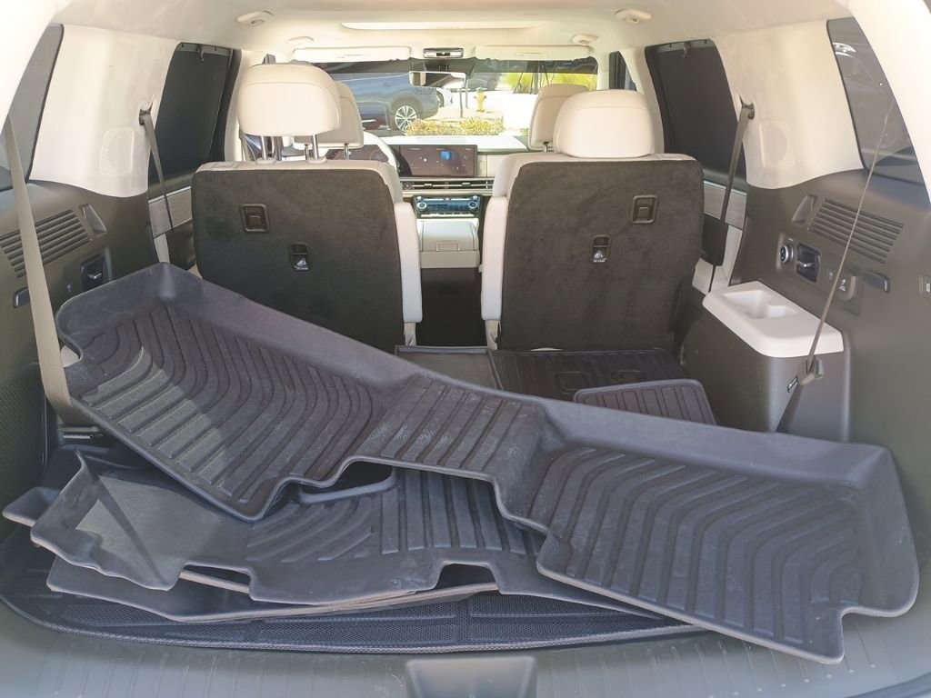 Used 2024 Hyundai Santa Fe Calligraphy image 20