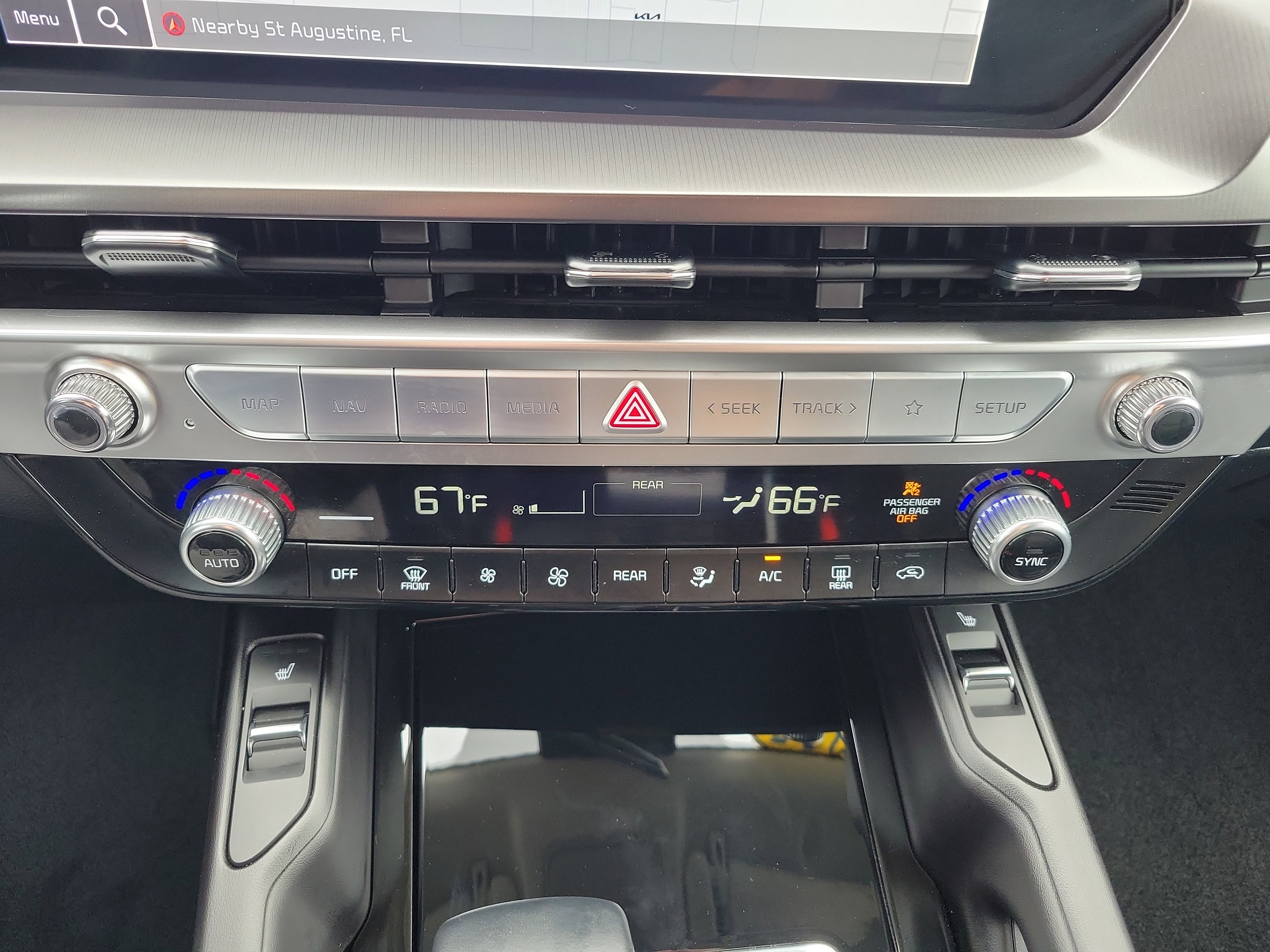 Used 2025 Kia Telluride S image 35