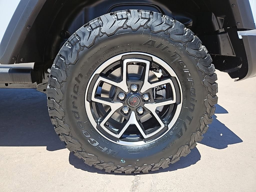 New 2024 Jeep Wrangler Unlimited Rubicon w/ Dual Door Group (Lowers Only) image 8