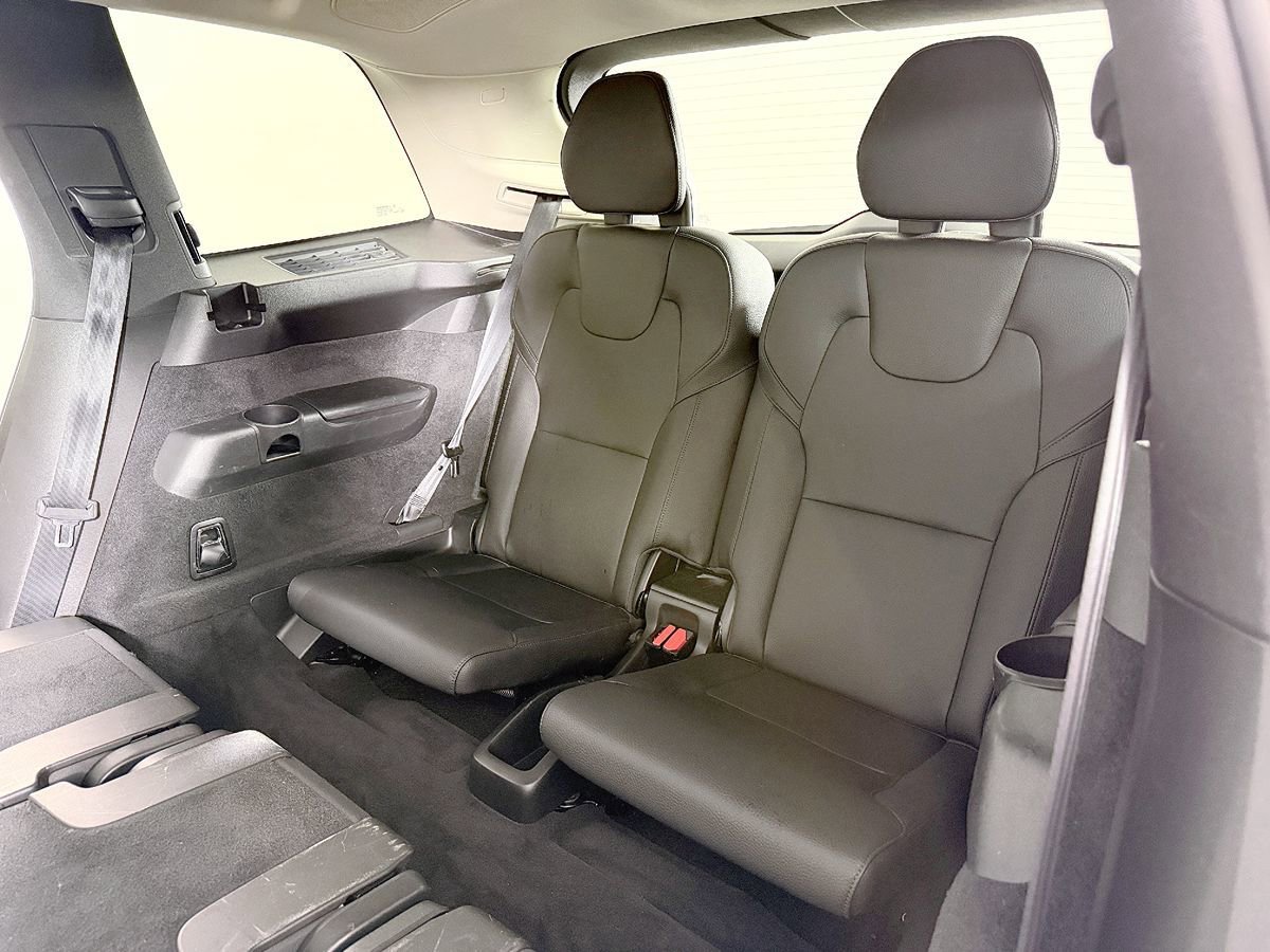 Used 2019 Volvo XC90 T6 Momentum w/ Protection Package Premier AWD/4WD image 42