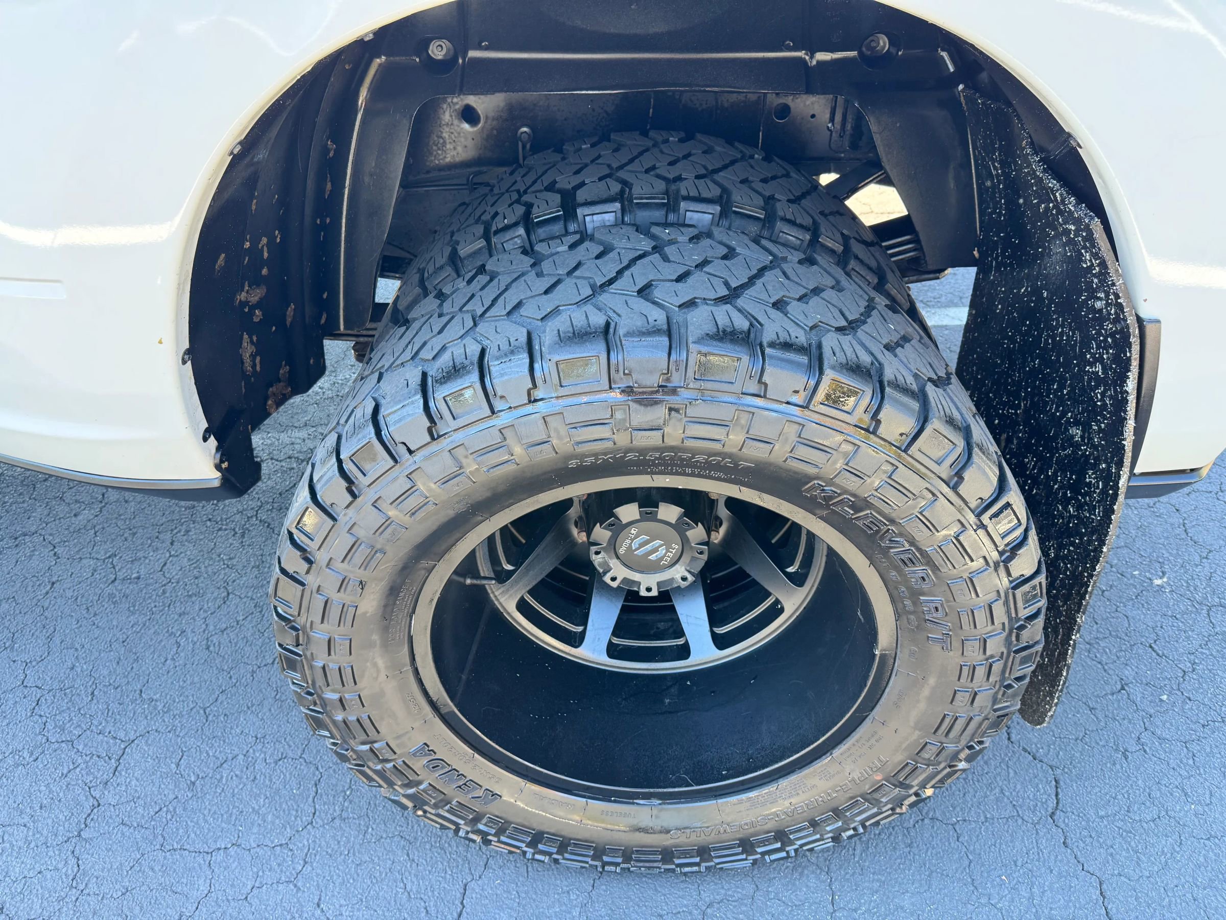 Used 2019 RAM 3500 Lone Star image 12