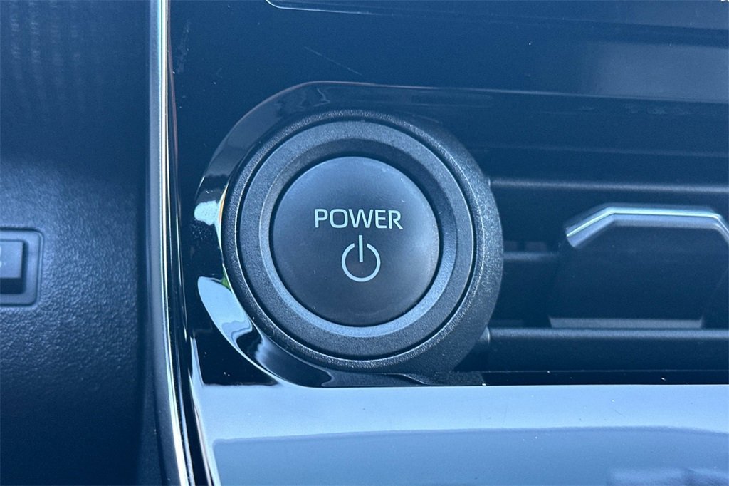 Used 2023 Toyota bZ4X Limited image 25