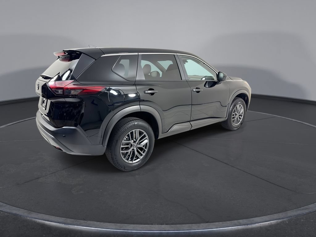 Used 2023 Nissan Rogue S FWD image 8