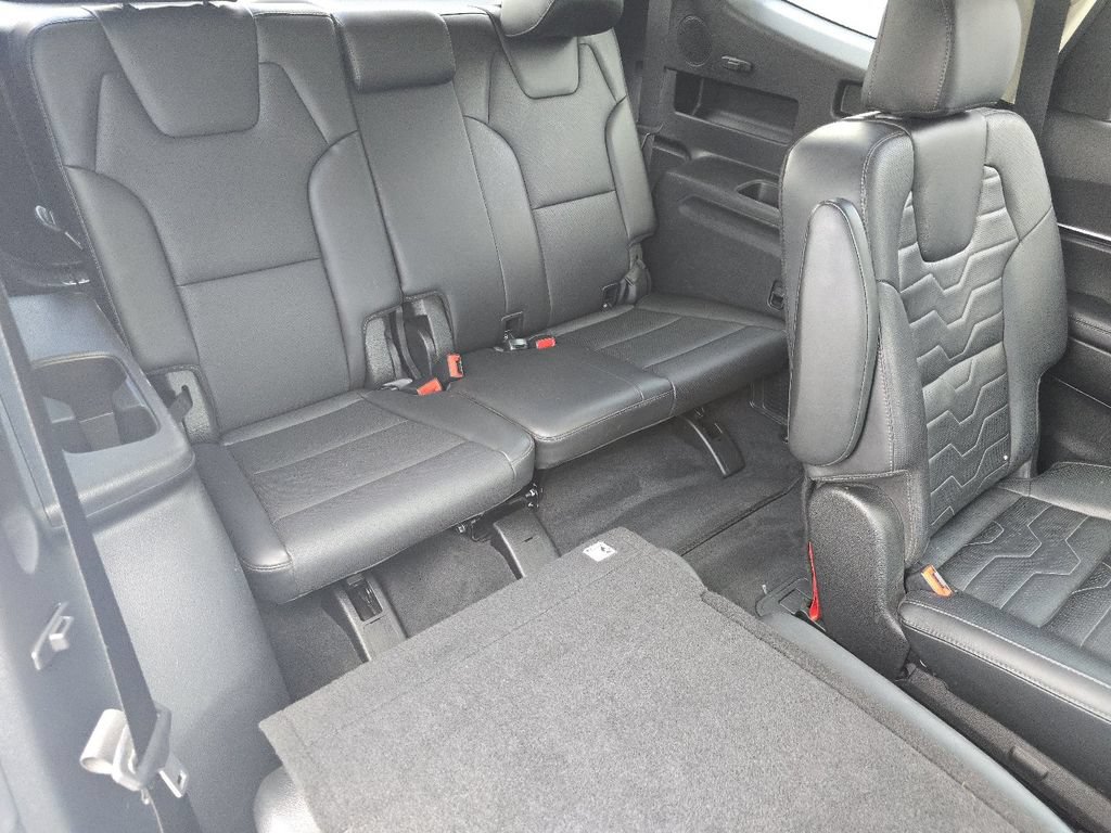 Used 2020 Kia Telluride SX w/ SX Prestige Package AWD/4WD image 22