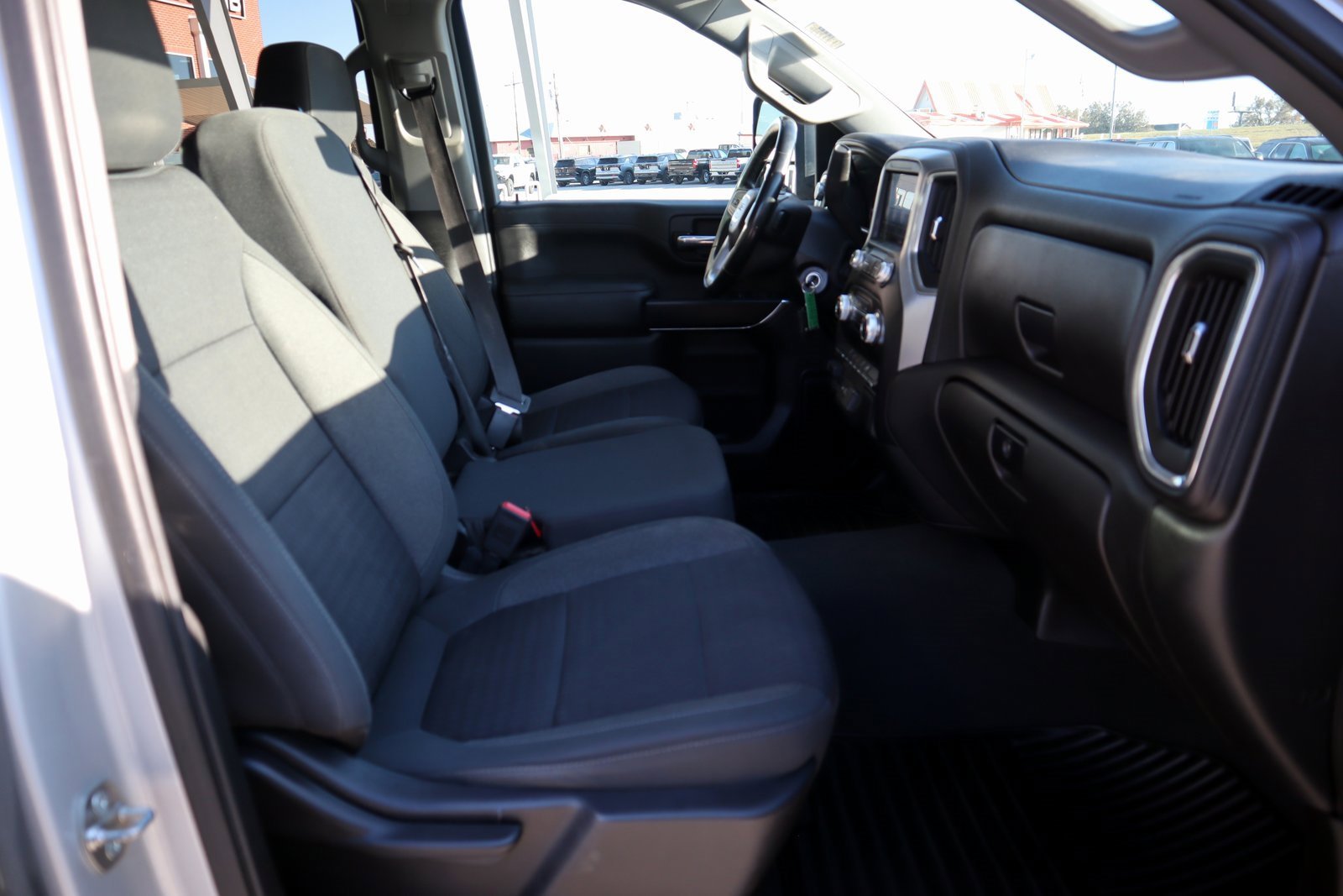 Used 2023 GMC Sierra 2500 SLE image 15