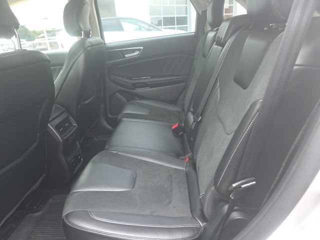 Used 2017 Ford Edge Sport w/ Equipment Group 401A AWD/4WD image 9