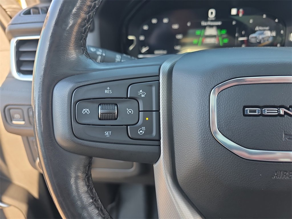 Used 2022 GMC Yukon Denali image 18