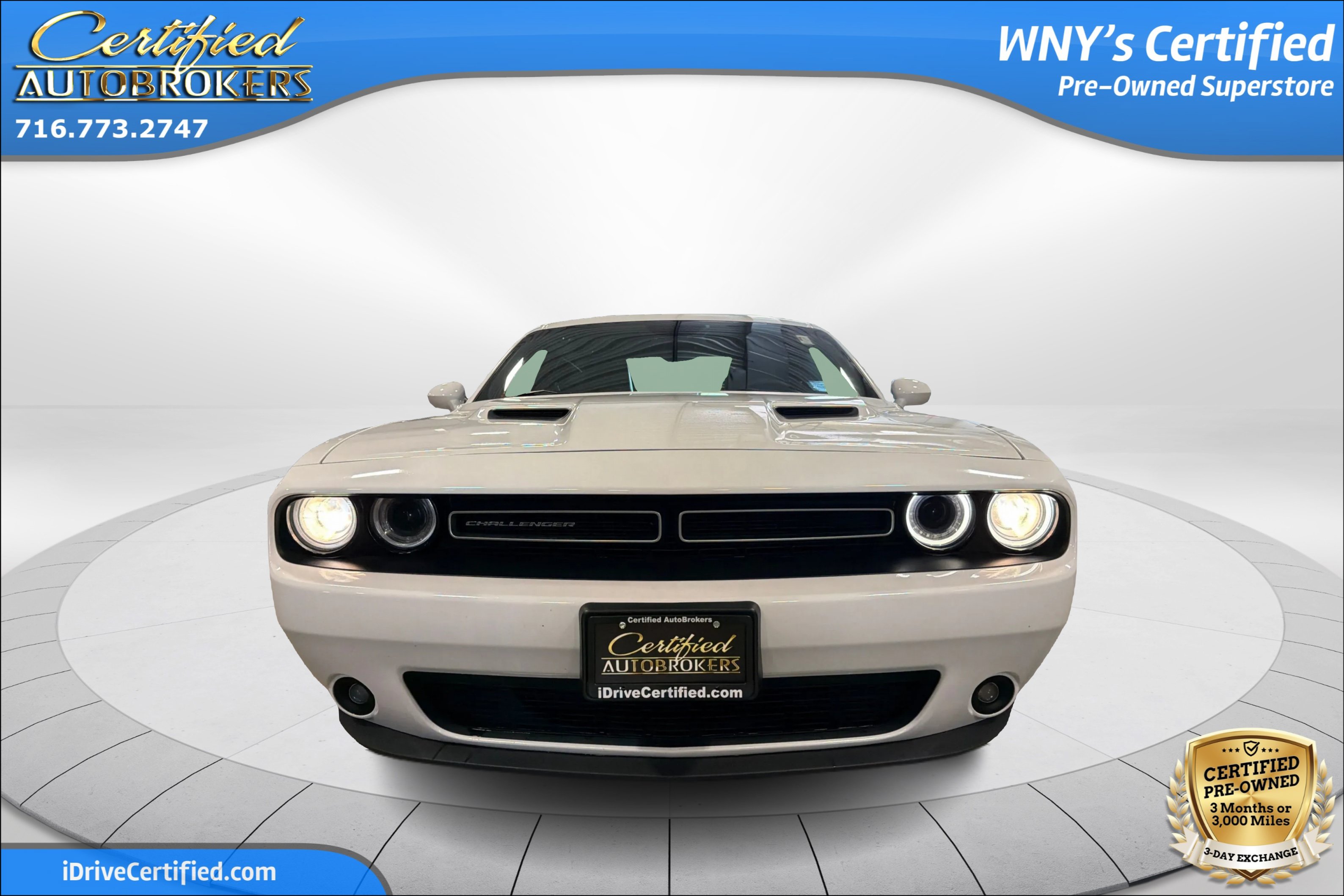 Used 2016 Dodge Challenger SXT Plus RWD image 2