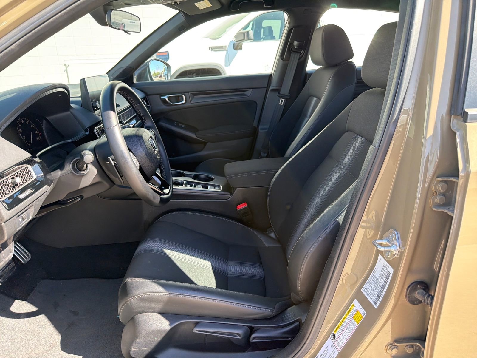 Used 2025 Honda Civic Sport image 13