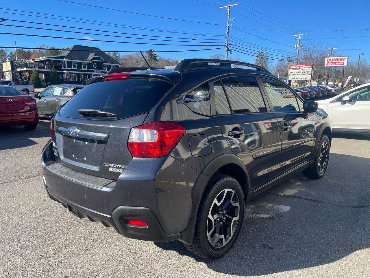 Used 2017 Subaru Crosstrek 2.0i image 4