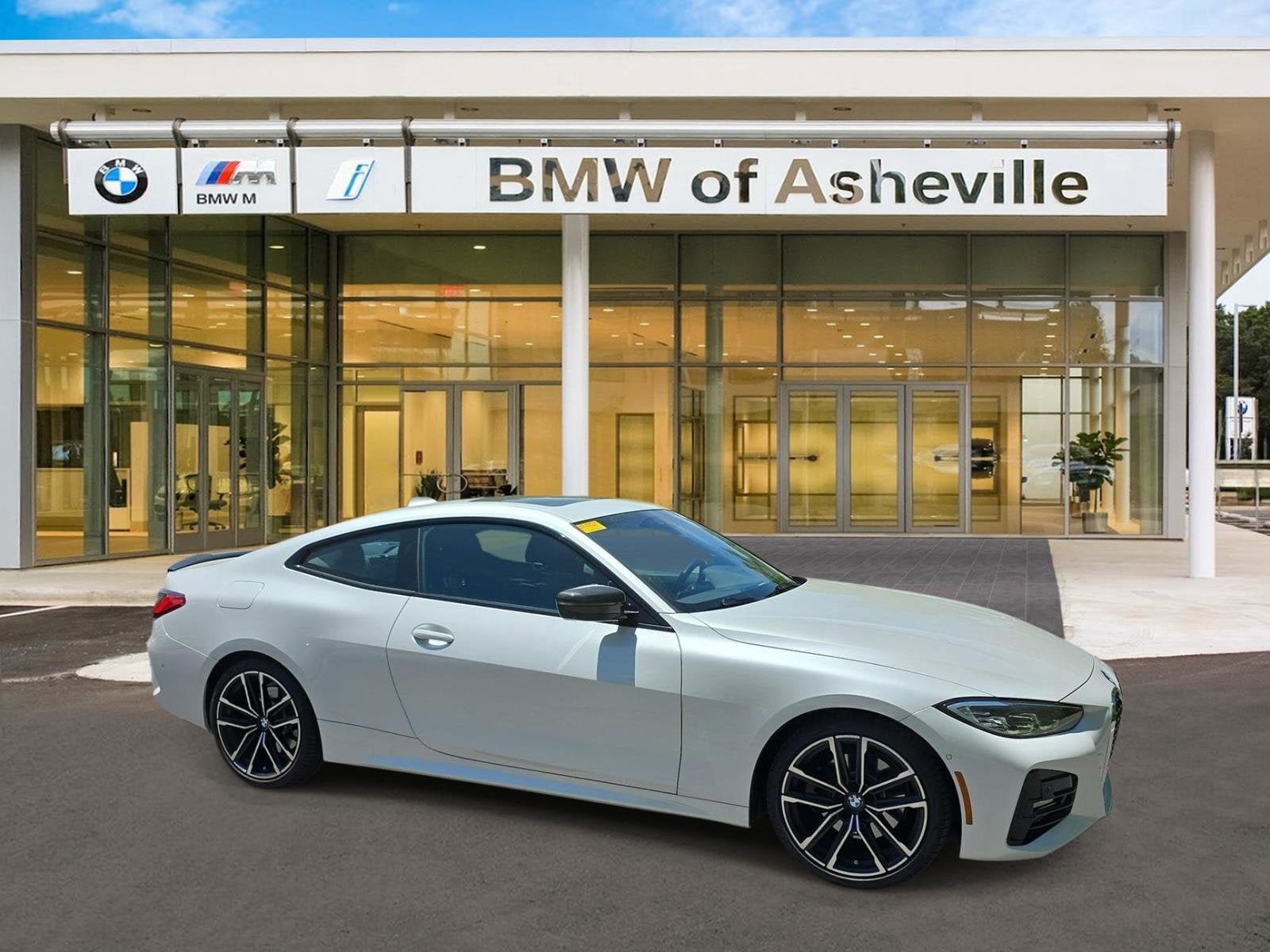 Used 2021 BMW 430i Coupe w/ M Sport Package RWD image 1