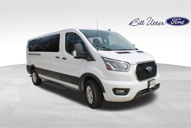 Used 2023 Ford Transit 350 XLT image 2