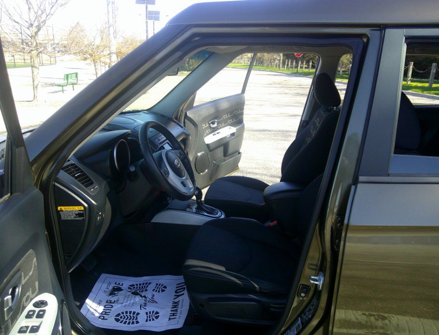 Used 2012 Kia Soul + image 54