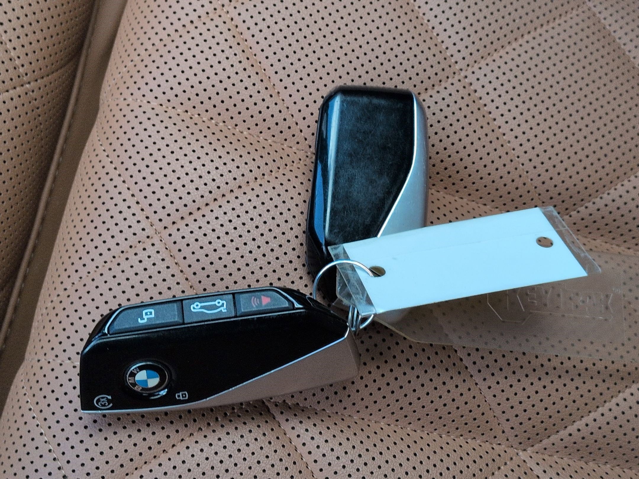 Certified 2023 BMW X7 xDrive40i w/ Executive Package image 33