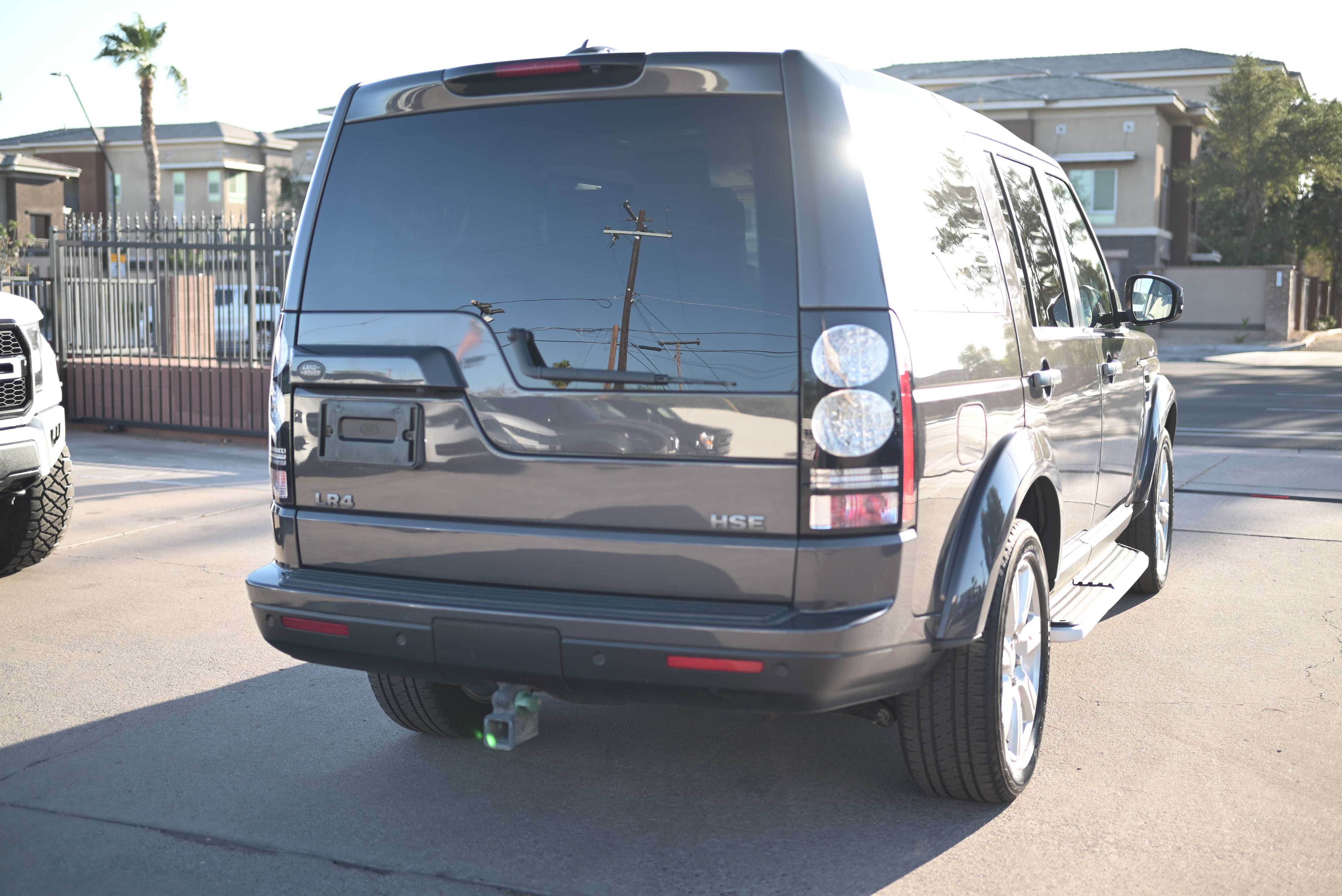 Used 2016 Land Rover LR4 HSE AWD/4WD image 6