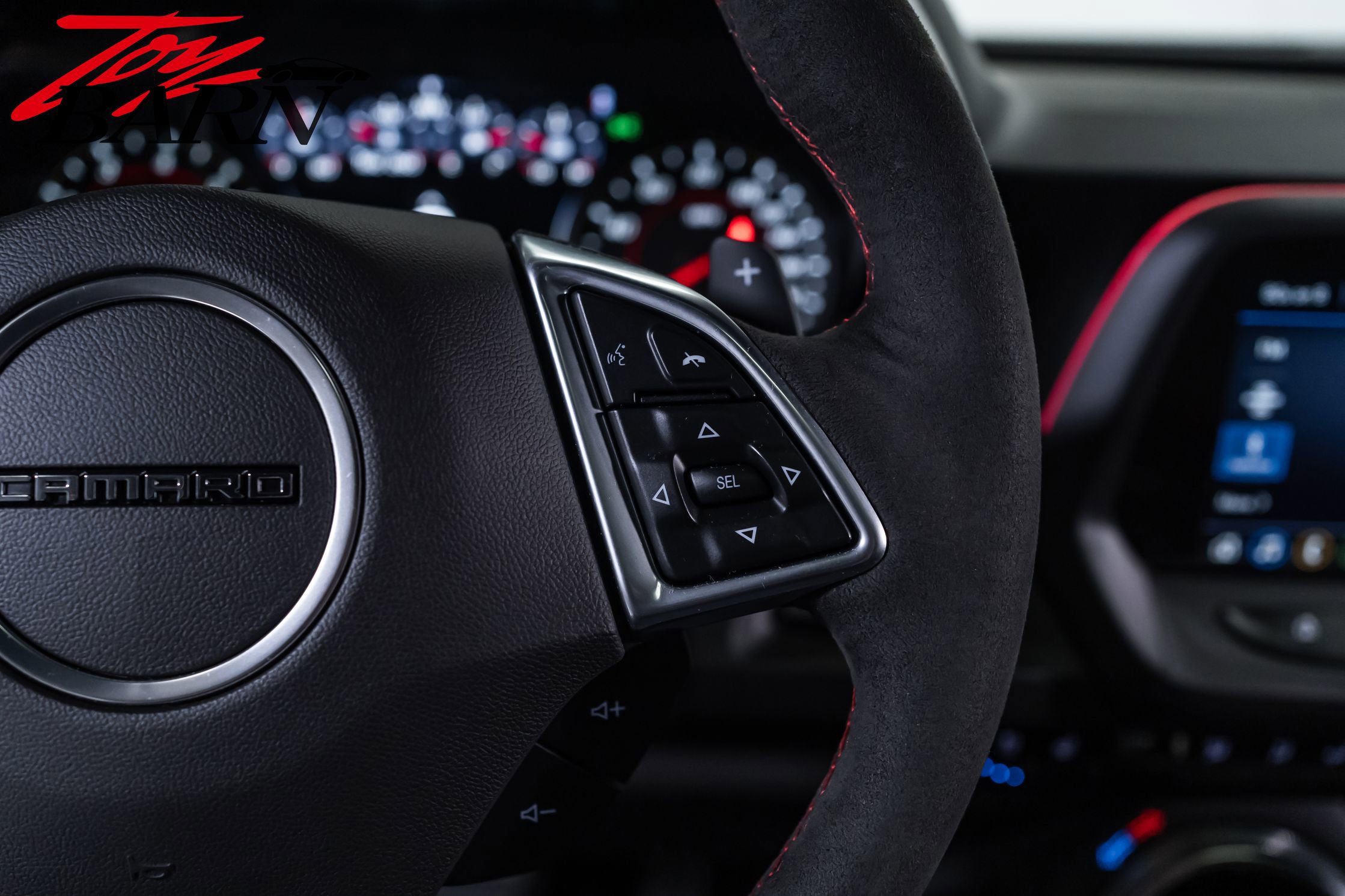 Used 2020 Chevrolet Camaro ZL1 RWD image 36