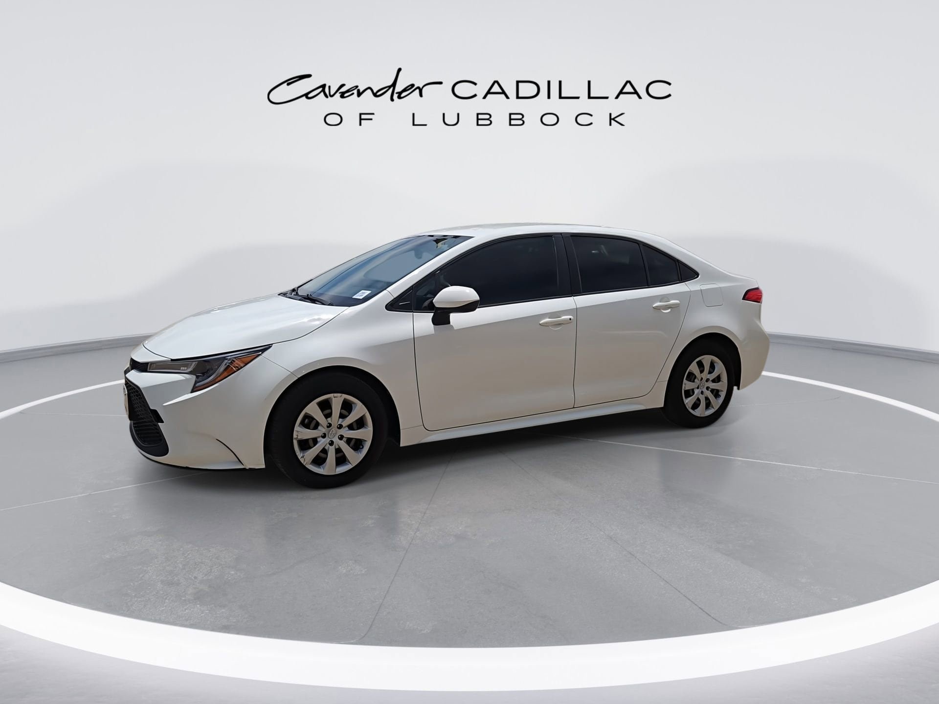 Used 2020 Toyota Corolla LE FWD image 5