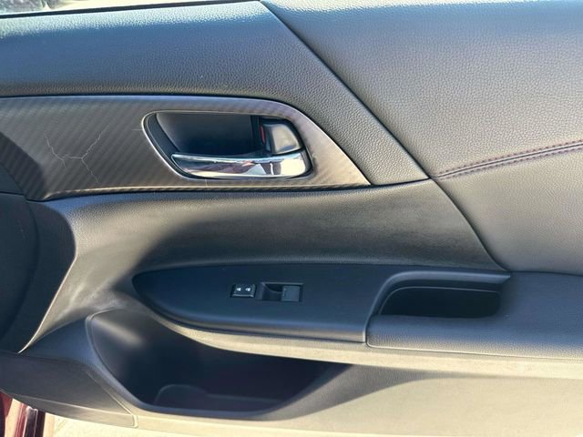 Used 2017 Honda Accord Sport Special Edition image 18