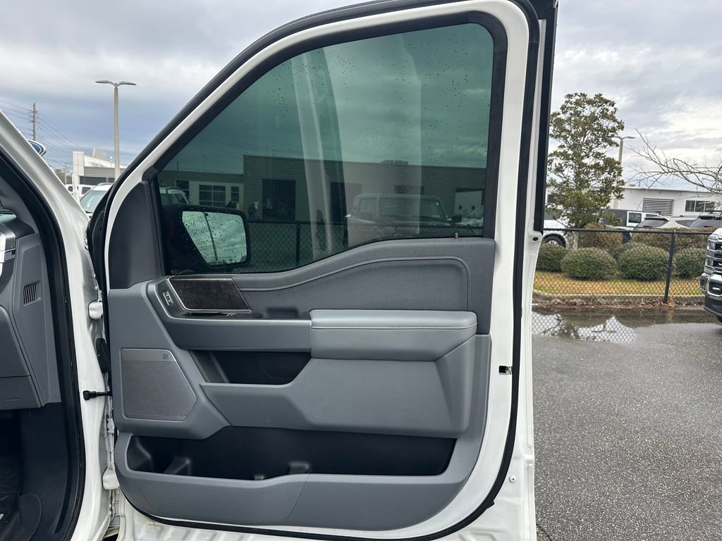 Used 2021 Ford F150 Lariat w/ Equipment Group 502A High image 36