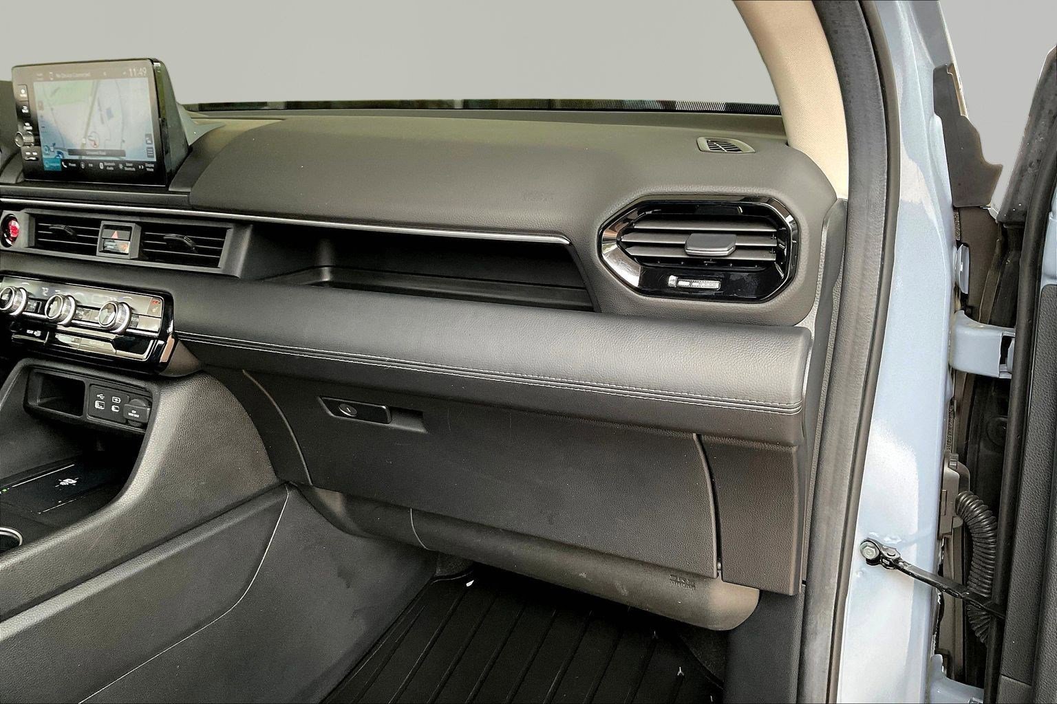 Used 2024 Honda Pilot Touring image 26
