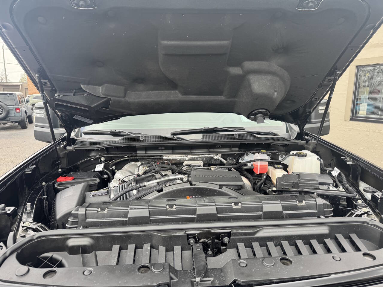 Used 2025 Chevrolet Silverado 2500 LTZ w/ Trail Boss Package image 29