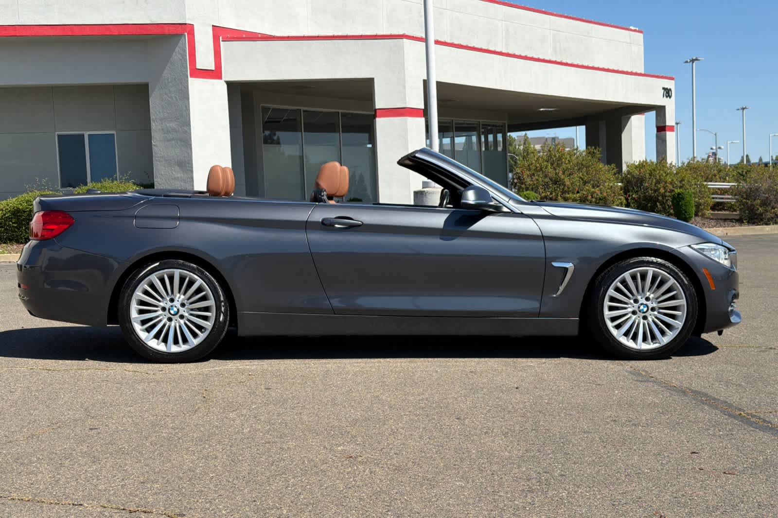 Used 2015 BMW 428i Convertible RWD image 8
