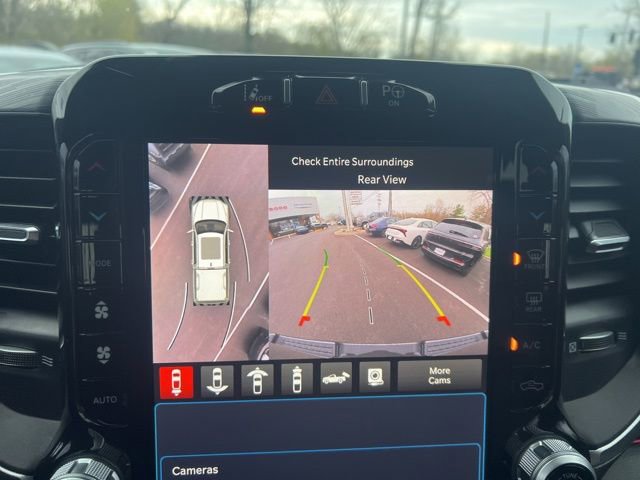 Used 2023 RAM 1500 Laramie AWD/4WD image 17