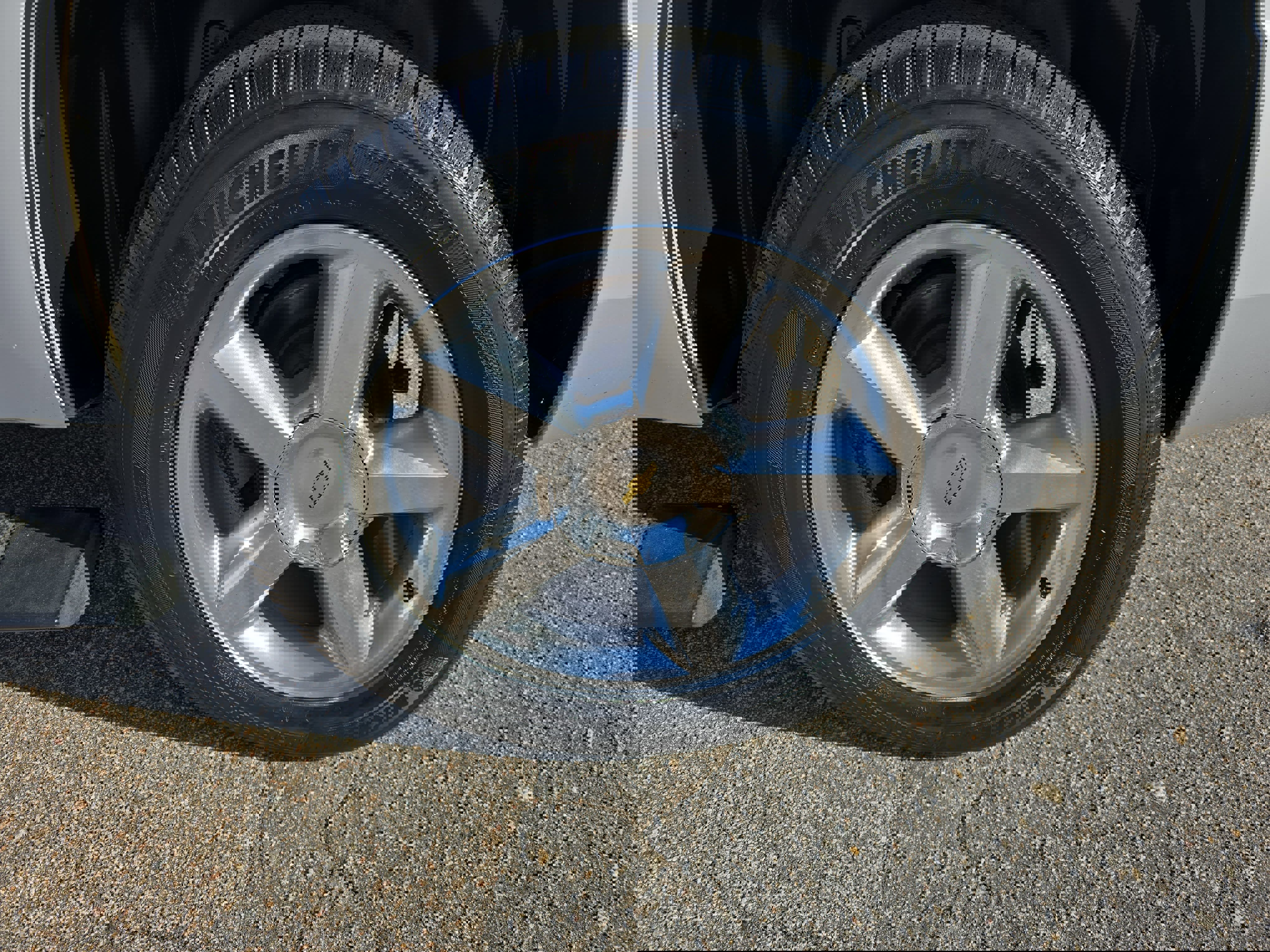 Used 2013 Chevrolet Tahoe LTZ image 36