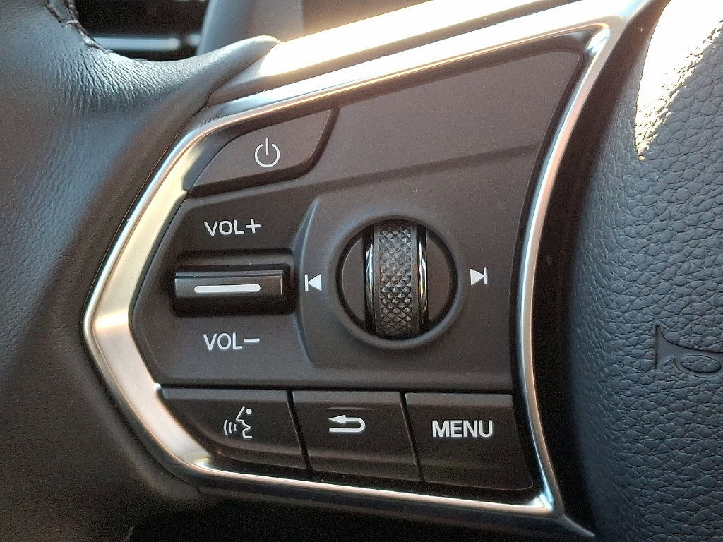 Certified 2026 Acura MDX w/ Technology Package AWD/4WD image 22