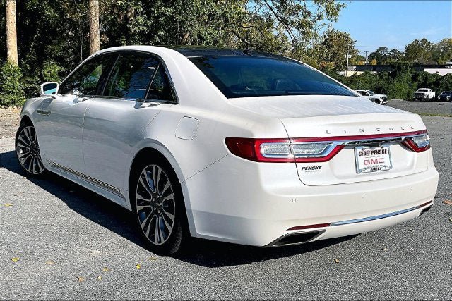 Used 2017 Lincoln Continental Reserve w/ Climate Package AWD/4WD image 4