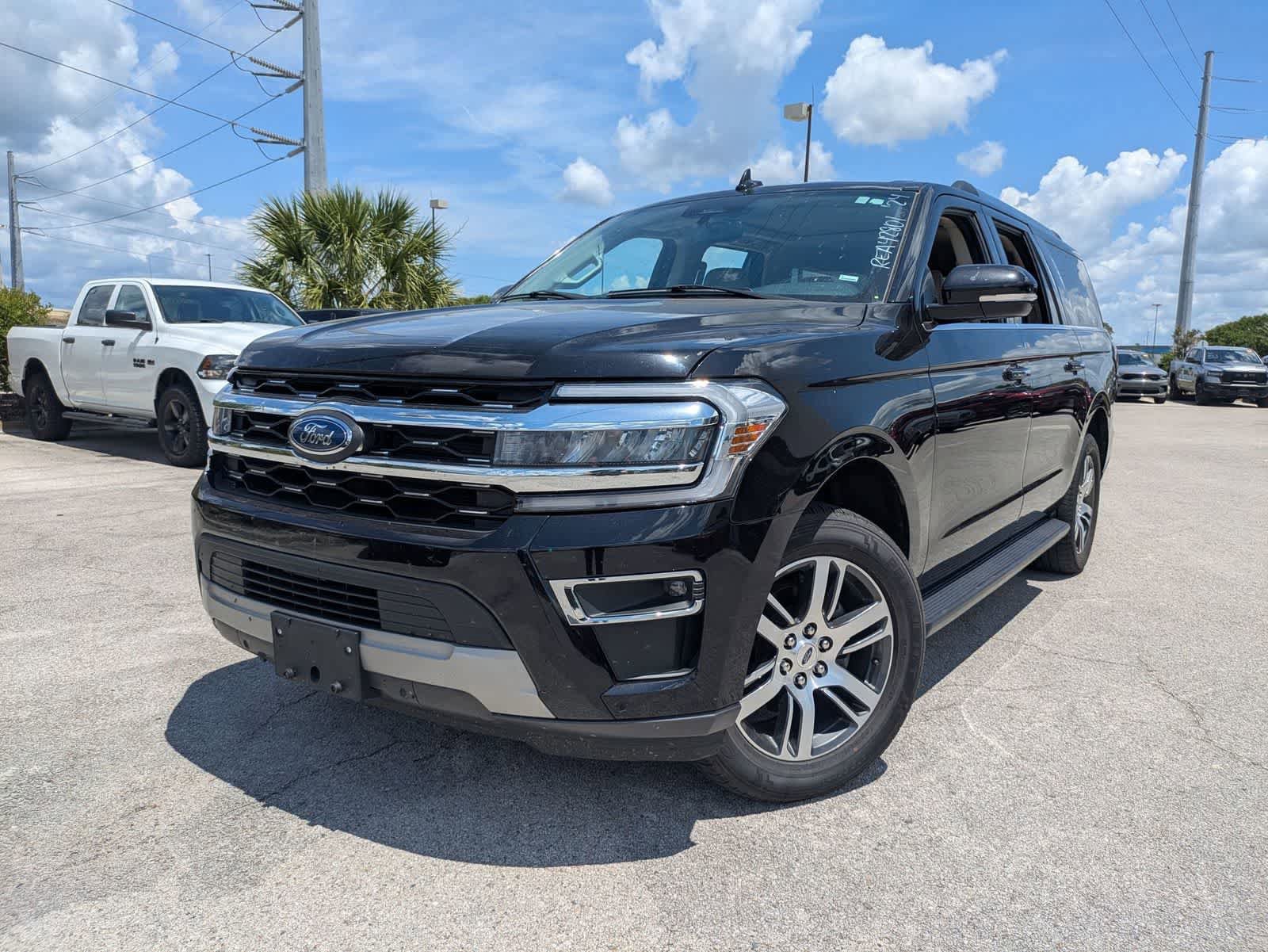Used 2024 Ford Expedition Max Limited AWD/4WD image 1