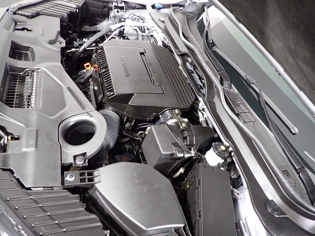 Used 2025 Honda Pilot Sport image 10