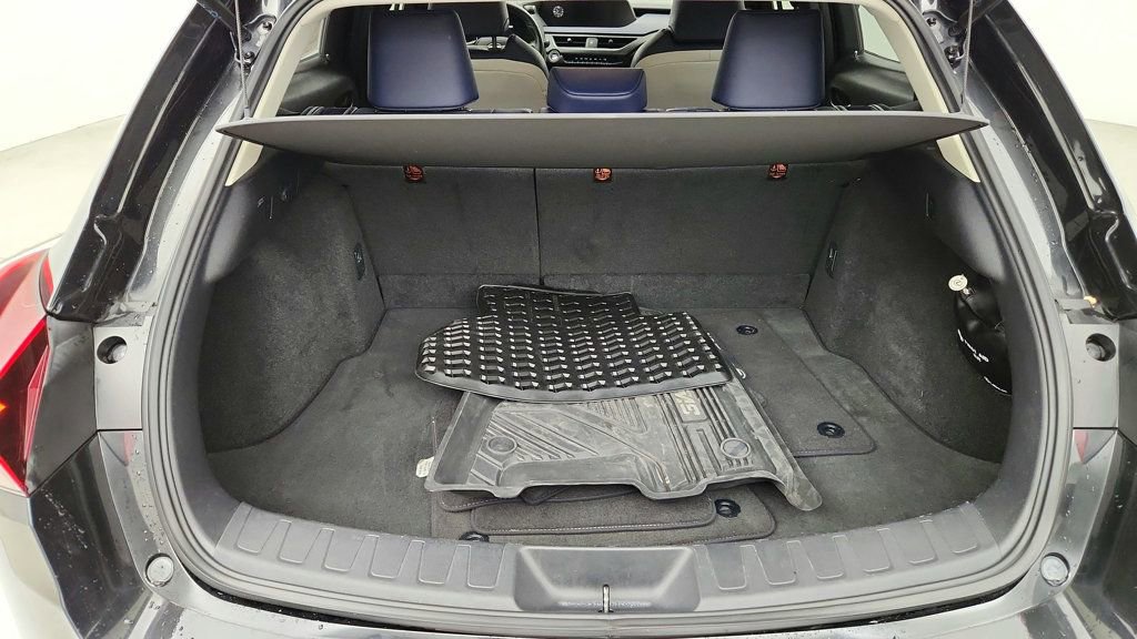 Used 2019 Lexus UX 200 w/ Accessory Package 2 image 23