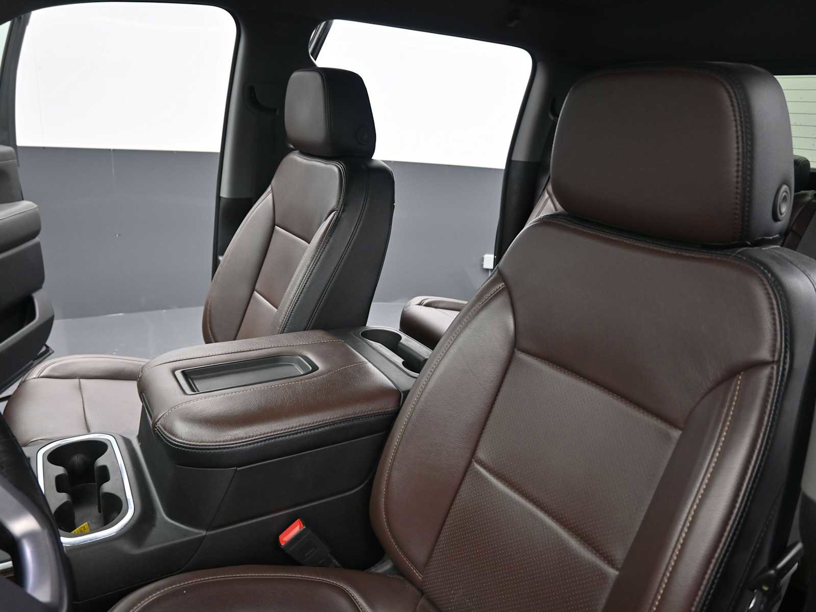 Used 2021 GMC Sierra 1500 Elevation w/ Preferred Package image 11