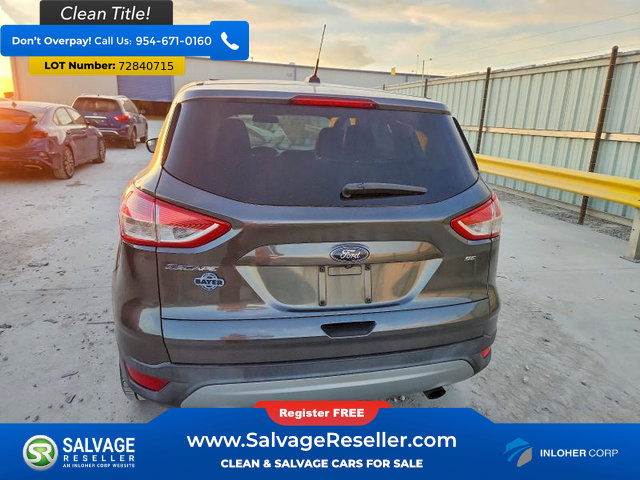 Used 2015 Ford Escape SE image 4