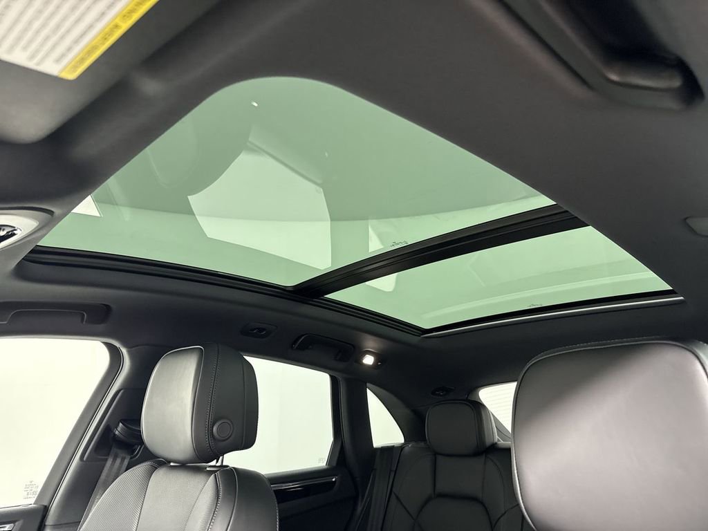 New 2026 Porsche Macan AWD/4WD image 42