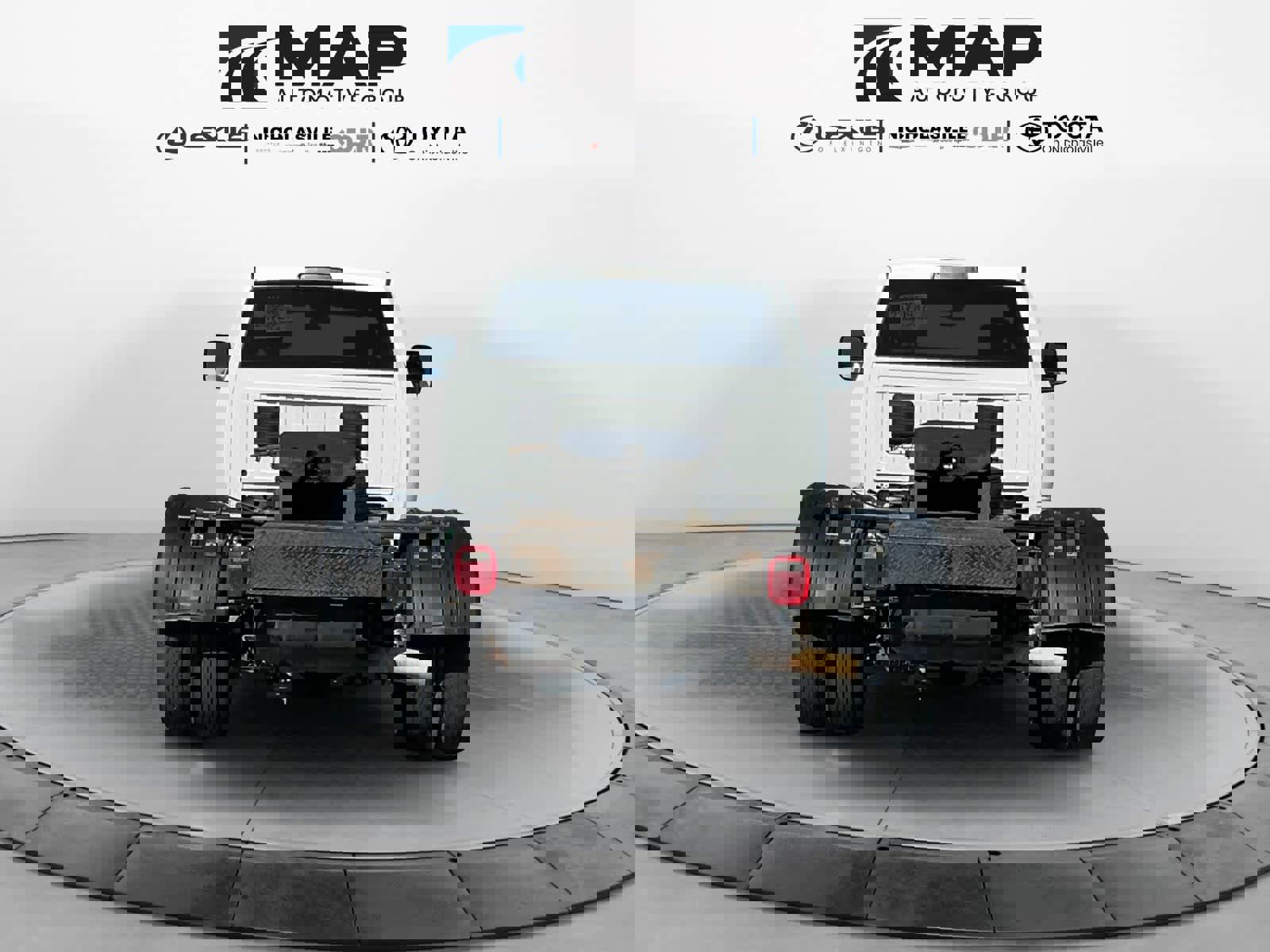 Used 2023 RAM 5500 Tradesman w/ Max Tow Package image 4