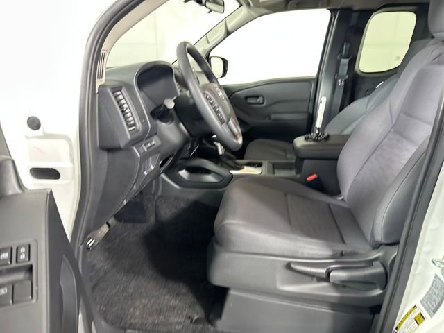 Used 2023 Nissan Frontier S image 11